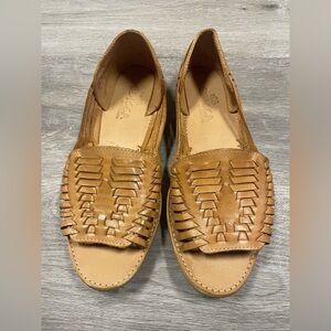 Sbicca Genuine Leather Huarache Sandals Women’s Size 9